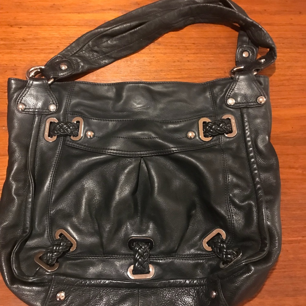 B makowsky black leather bag